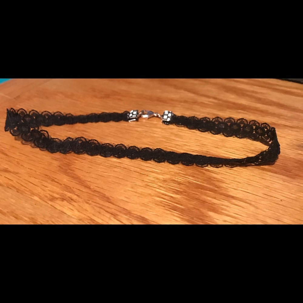 Hot Topic Black Lace Choker
